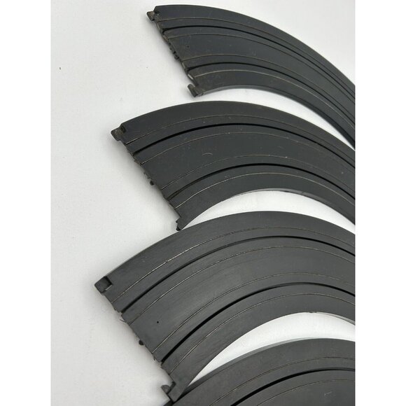 Aurora AFX 9" Radius Curve 1/4 Circle Slot Car Track Sections #2519 Lot of 5 - Picture 3 of 10